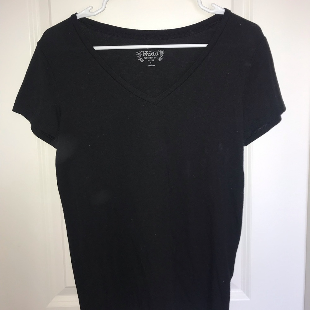 Mudd black v-neck T-shirt
